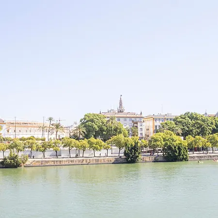 Apartment 3 Bedroom With Stunning Guadalquivir Views *