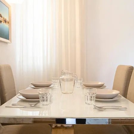 3 Bedroom With Stunning Guadalquivir Views Apartment Seville