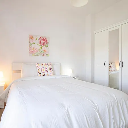 Apartment 3 Bedroom With Stunning Guadalquivir Views