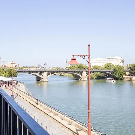 3 Bedroom With Stunning Guadalquivir Views Apartment