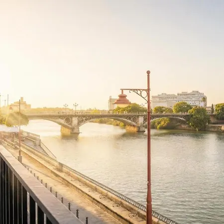 Apartment 3 Bedroom With Stunning Guadalquivir Views Sevilla